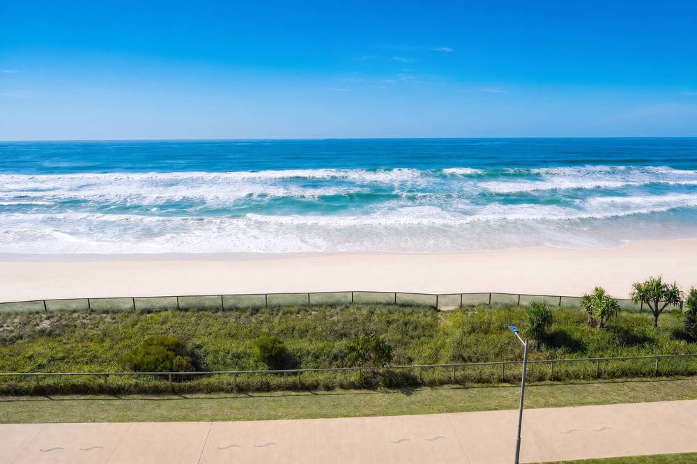 2 Bedroom Ocean View, apartment 14 interior