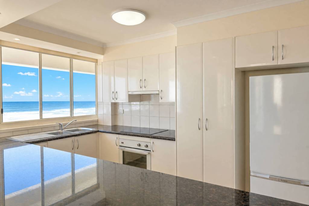 Kitchen of a 2 Bedroom Ocean View apartment