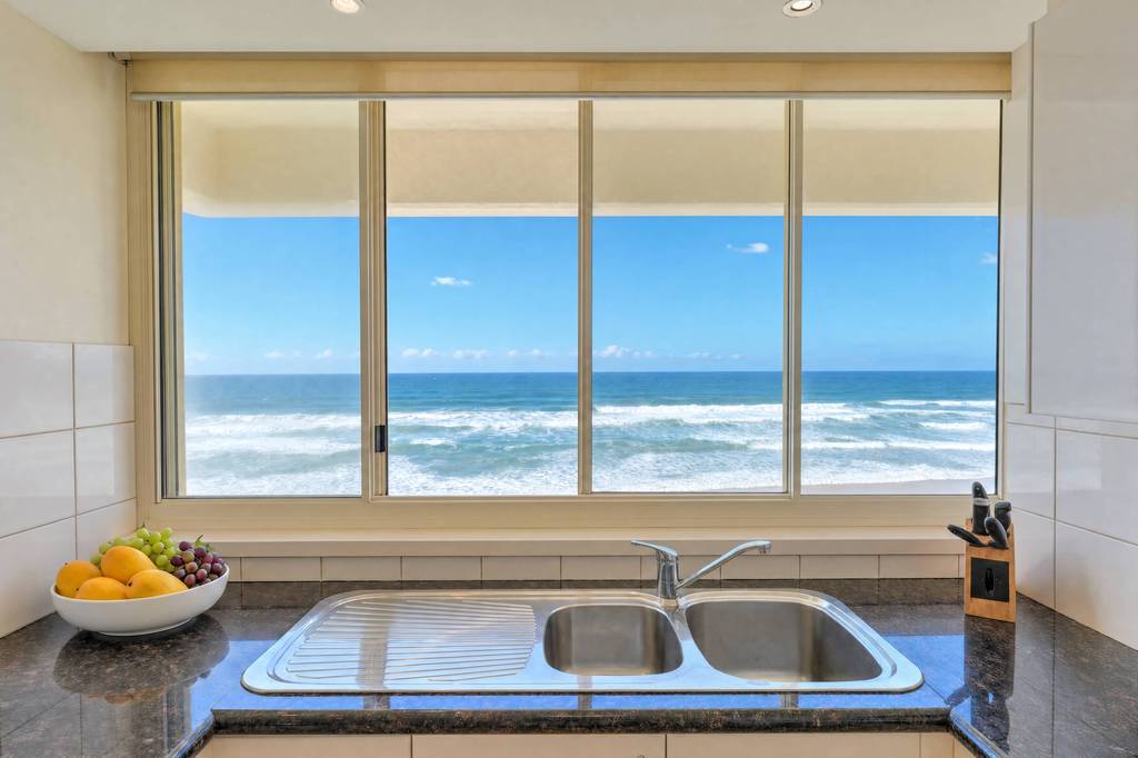 2 Bedroom Ocean View, apartment 14 interior