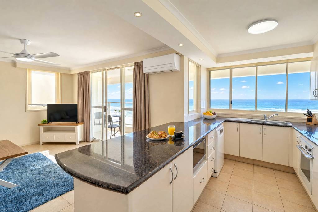 2 Bedroom Ocean View, apartment 14 interior