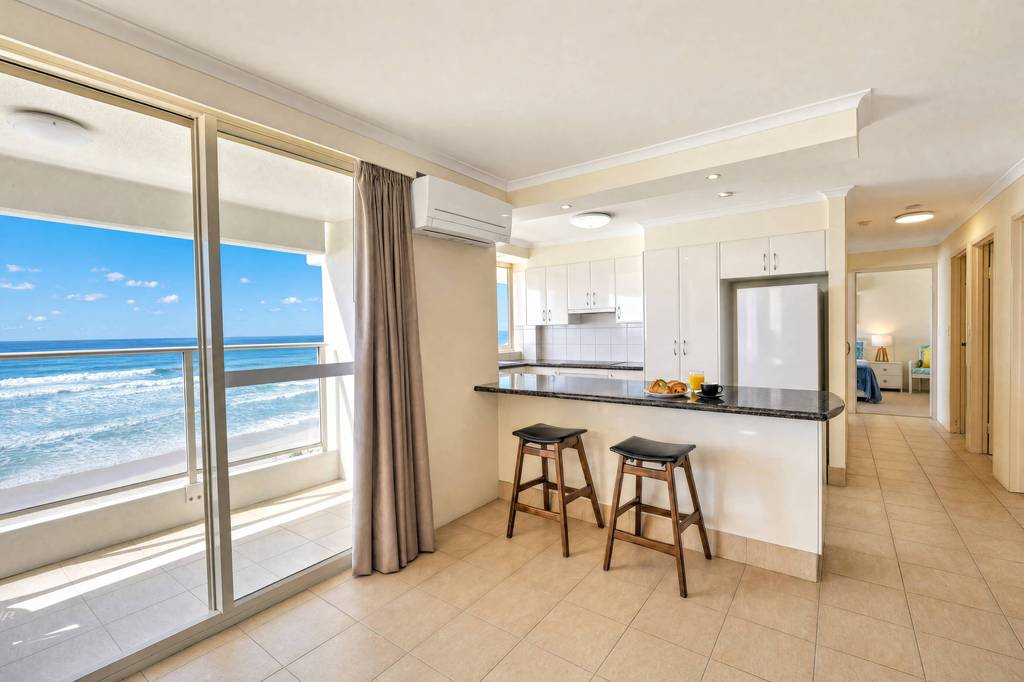 2 Bedroom Ocean View, apartment 14 interior