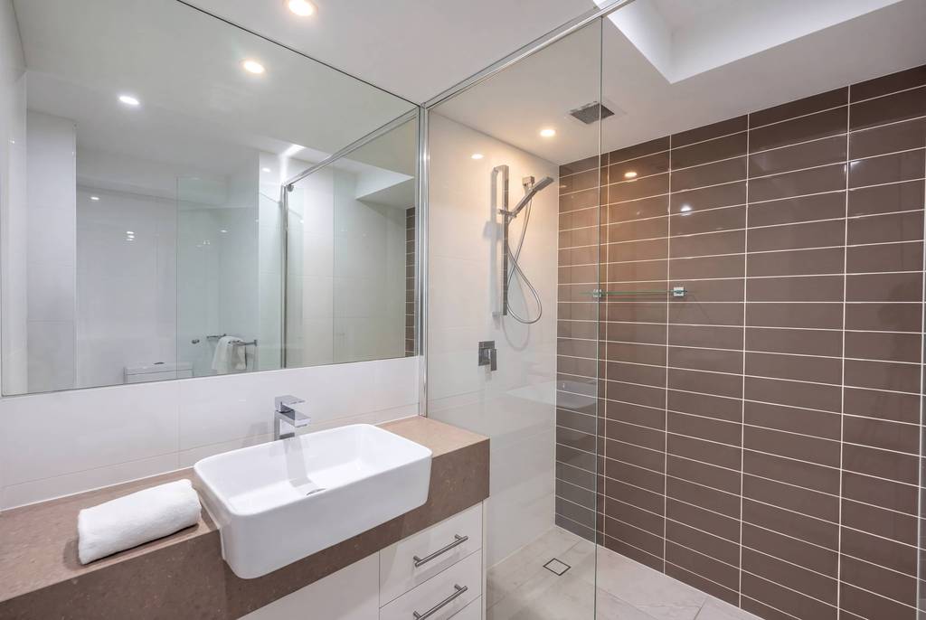 Premier 2 Bedroom Ocean View Courtyard, apartment 2 interior