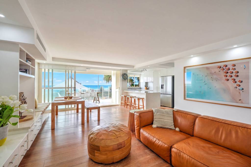 Premier 2 Bedroom Ocean View Courtyard, apartment 2 interior