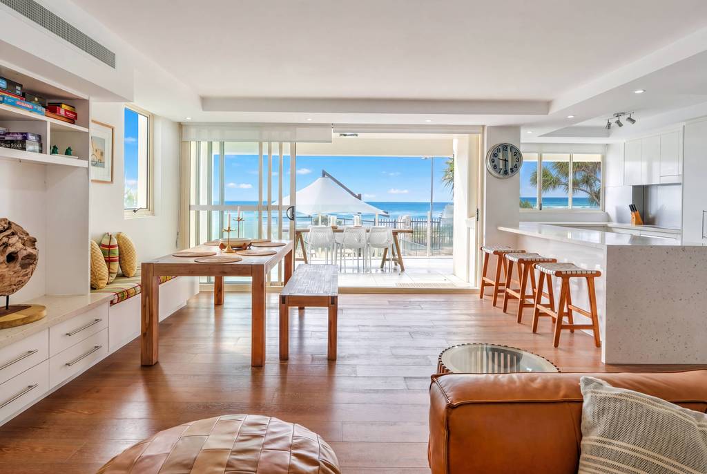 Premier 2 Bedroom Ocean View Courtyard, apartment 2 interior