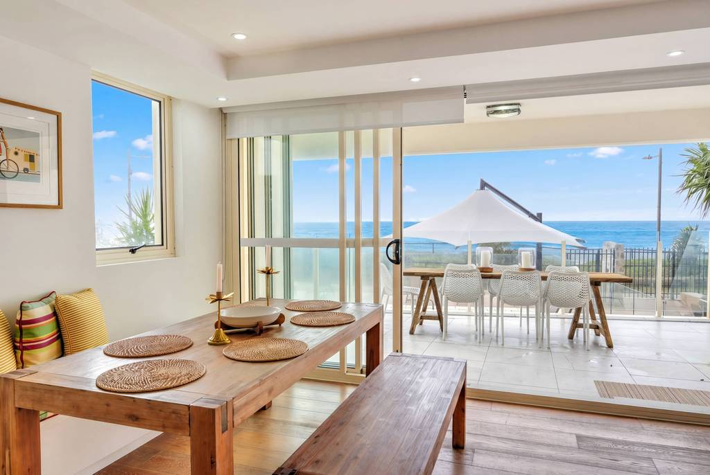 Premier 2 Bedroom Ocean View Courtyard, apartment 2 interior