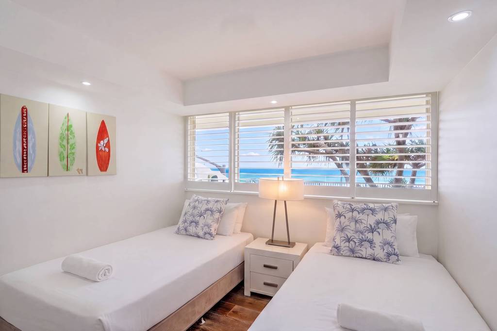 Premier 2 Bedroom Ocean View Courtyard, apartment 2 interior