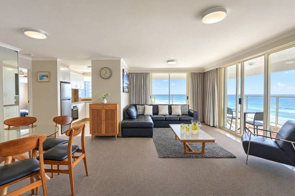 Superior 3 Bedroom Ocean View, apartment 21 interior