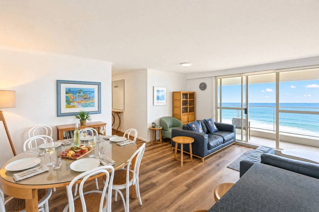 Superior 3 Bedroom Ocean View, apartment 22 interior