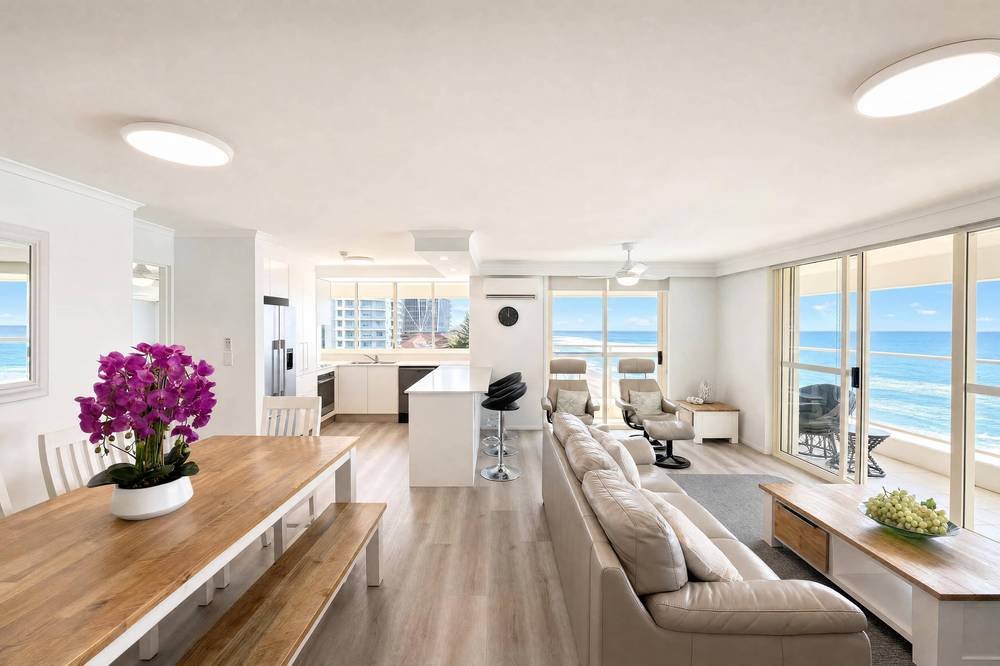 Superior 3 Bedroom Ocean View, apartment 24 interior