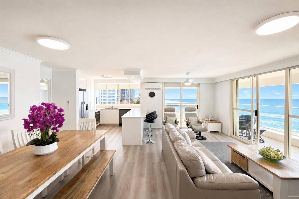 Superior 3 Bedroom Ocean View, apartment 24 interior