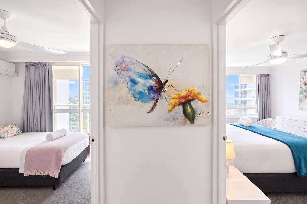 Superior 3 Bedroom Ocean View, apartment 24 interior