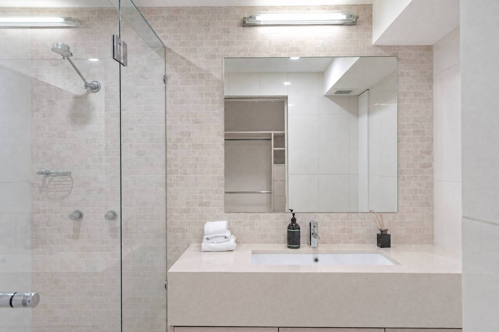 Superior 3 Bedroom Ocean View, apartment 30 interior