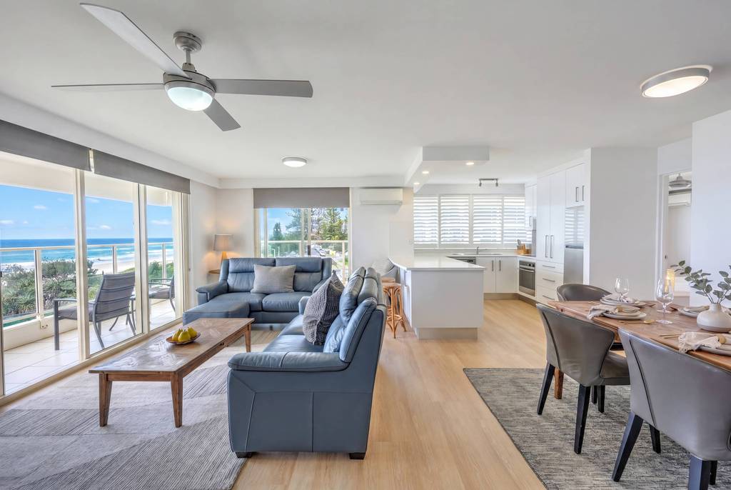 Superior 3 Bedroom Ocean View, apartment 7 interior