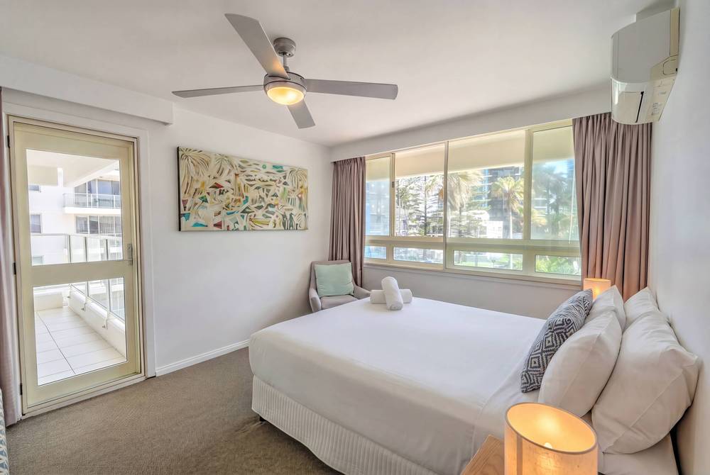 Superior 3 Bedroom Ocean View, apartment 7 interior